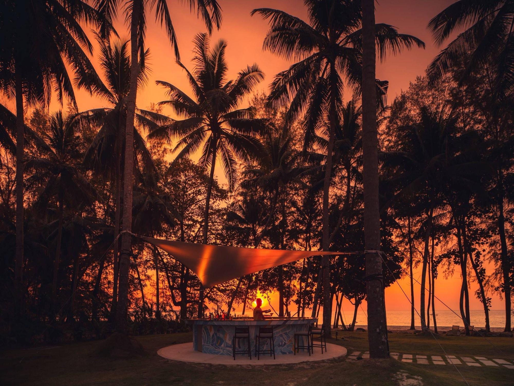 Avani Plus Khao Lak Resort Dış mekan fotoğraf